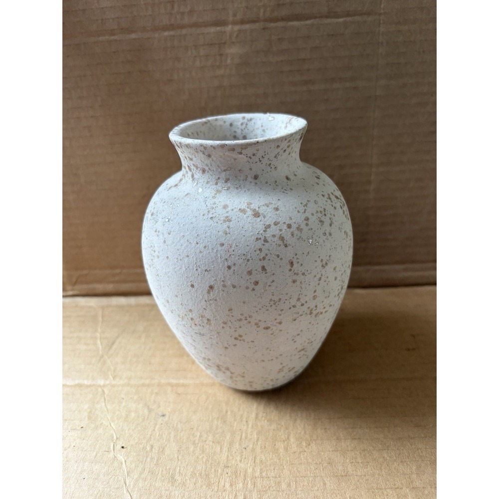 Unbranded Ceramic Art Vase White with Beige Speckles Decorative Home Decor